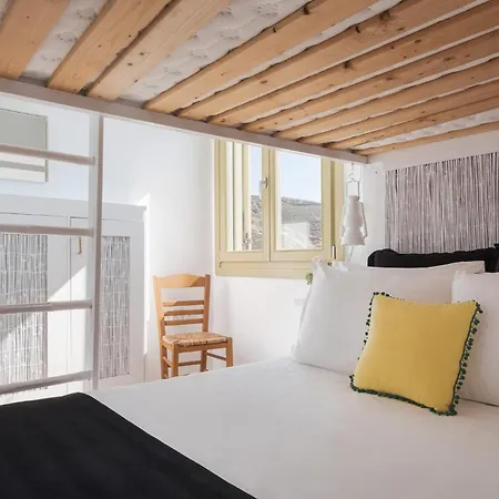 Вилла Spectacular Kythnos | Elan | 3 Bedrooms | Spacious Terrace With Shared Infinity Pool & Panoramic Sea Views | Located On Top Of Kastella Beach | Stimata *