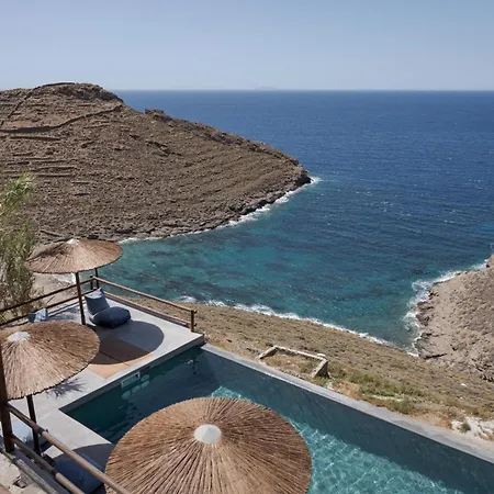 Spectacular Kythnos | Elan | 3 Bedrooms | Spacious Terrace With Shared Infinity Pool & Panoramic Sea Views | Located On Top Of Kastella Beach | Stimata *