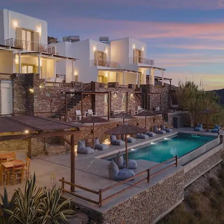 Spectacular Kythnos | Elan | 3 Bedrooms | Spacious Terrace With Shared Infinity Pool & Panoramic Sea Views | Located On Top Of Kastella Beach | Stimata Mérichas