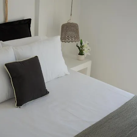 Spectacular Kythnos | Elan | 3 Bedrooms | Spacious Terrace With Shared Infinity Pool & Panoramic Sea Views | Located On Top Of Kastella Beach | Stimata 빌라 *