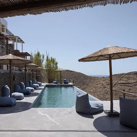 Spectacular Kythnos | Elan | 3 Bedrooms | Spacious Terrace With Shared Infinity Pool & Panoramic Sea Views | Located On Top Of Kastella Beach | Stimata Mérichas